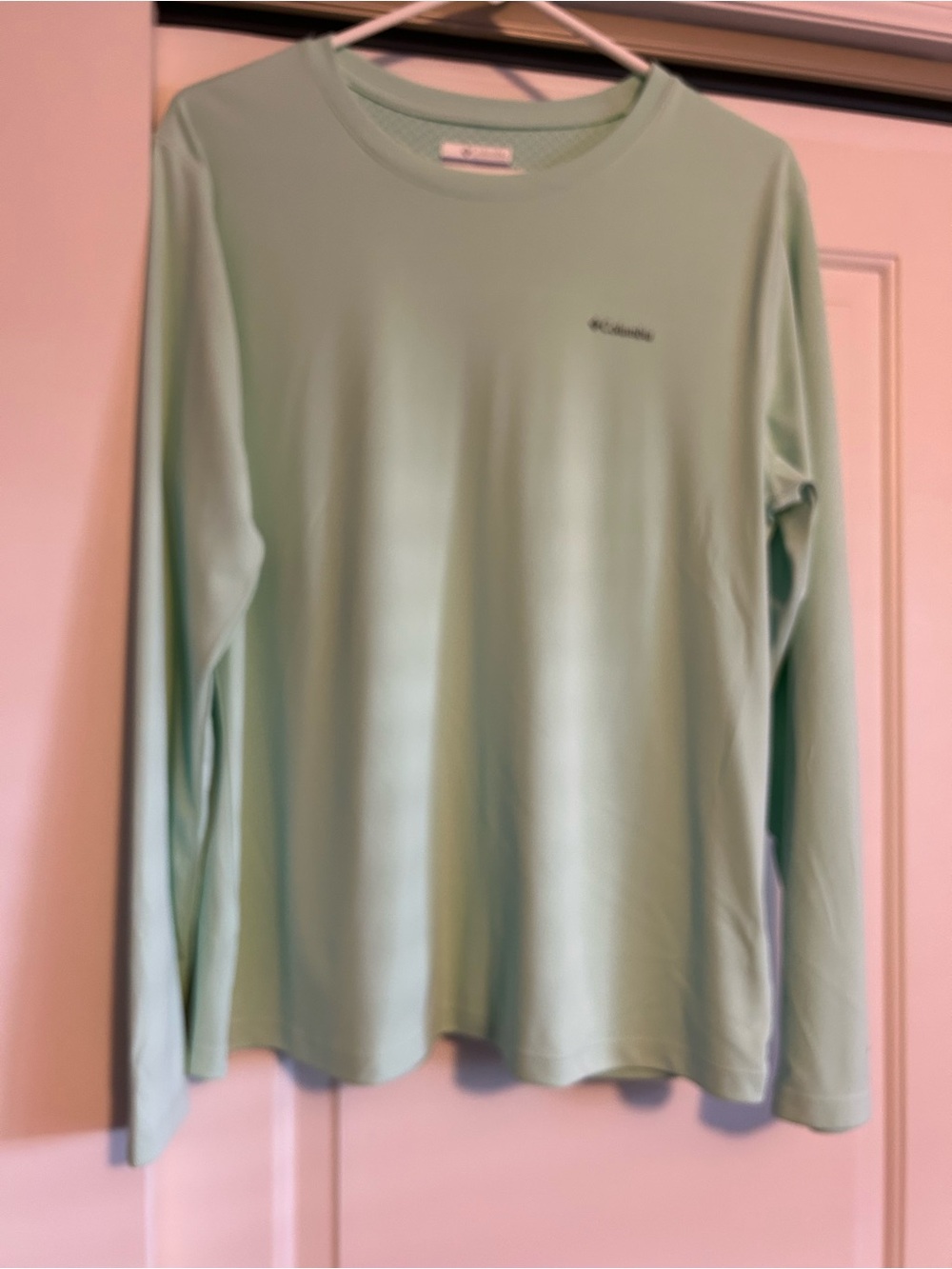 Columbia Women’s Long-Sleeve Performance Shirt - Mint Green